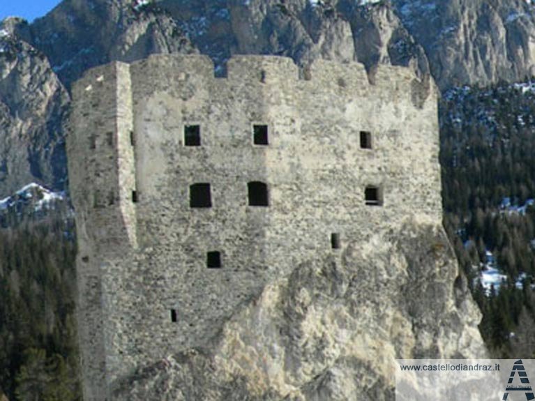 castello-di-andraz-10